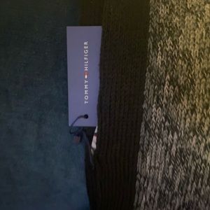 Tommy Hilfiger Winter Scarf NWT